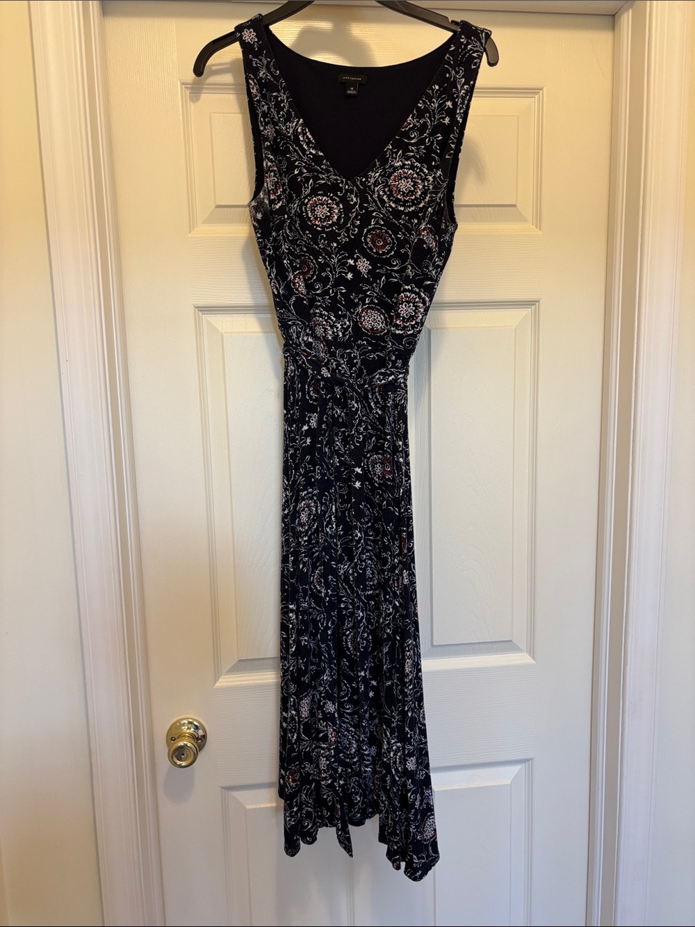 Sleeveless Floral Maxi Dress - Dark Blue/White